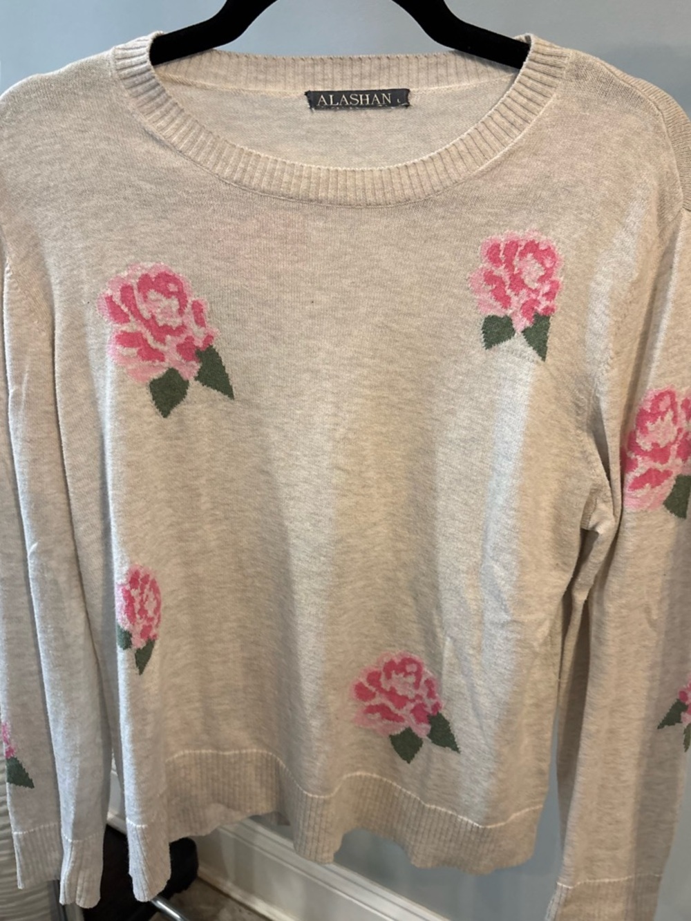 Alashan Cream Crewneck Sweater with Pink Floral Accents cashmere blend size L